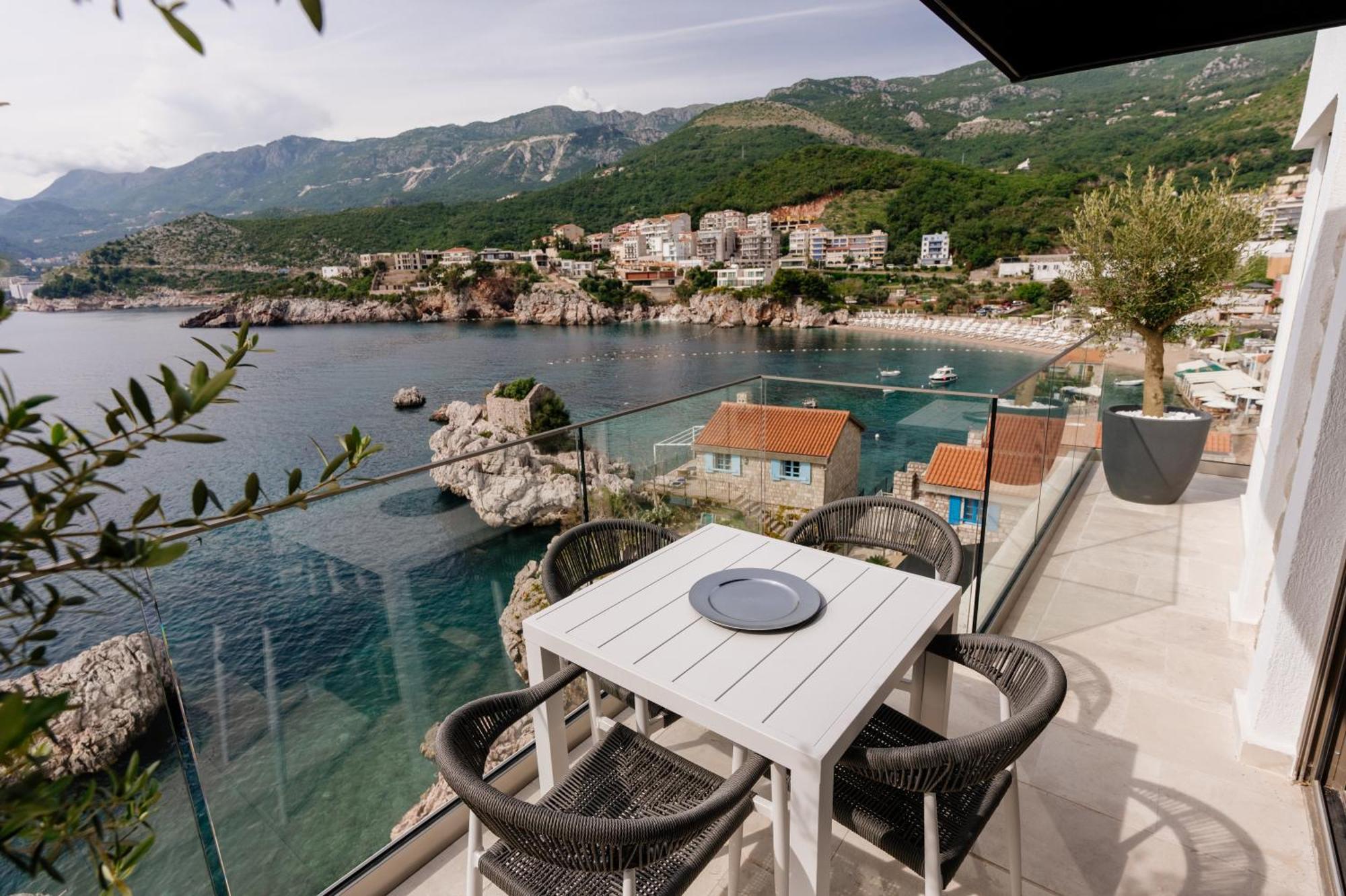 Blanche Cliff Apartments Sveti Stefan Eksteriør bilde