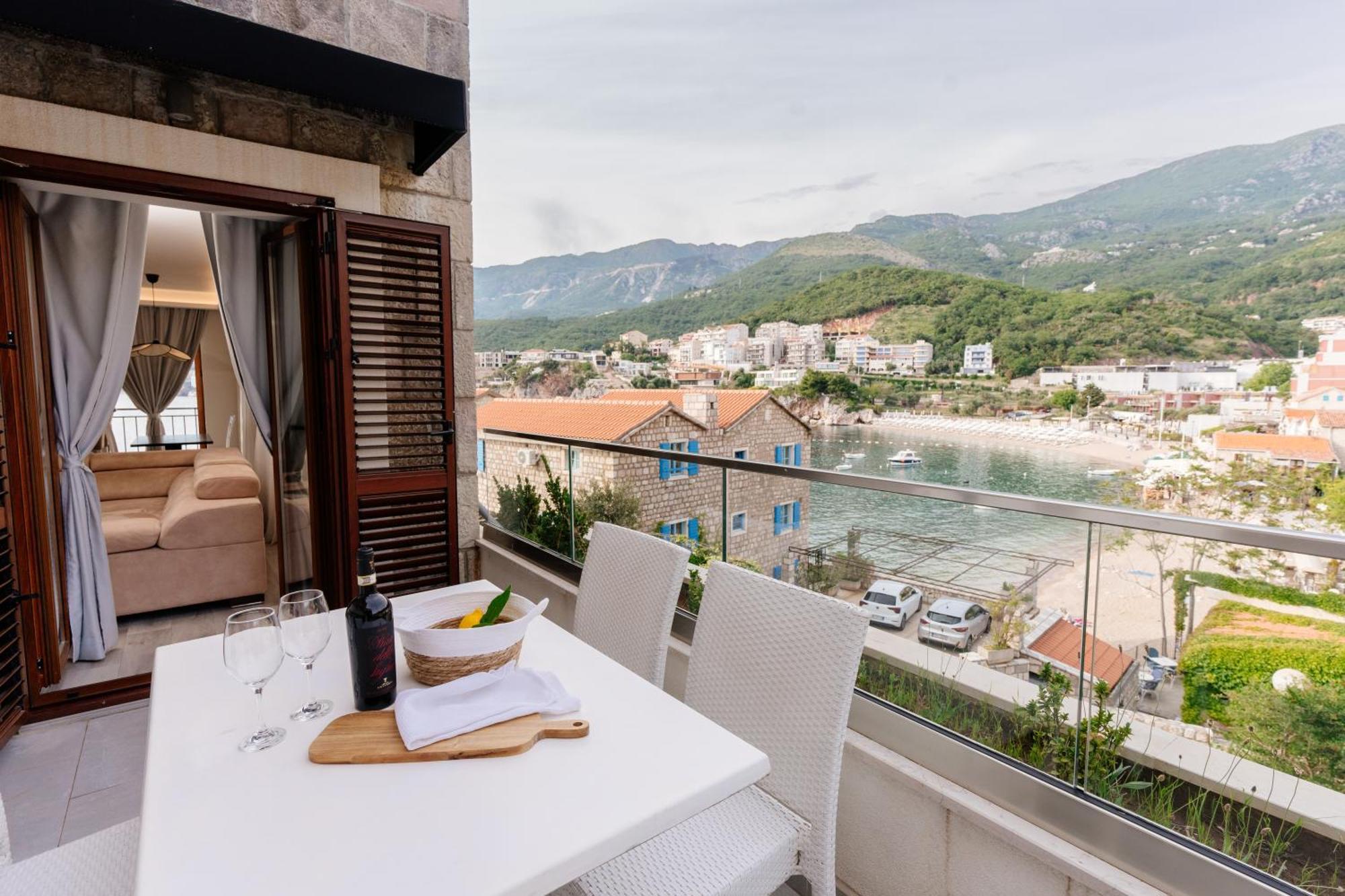 Blanche Cliff Apartments Sveti Stefan Eksteriør bilde