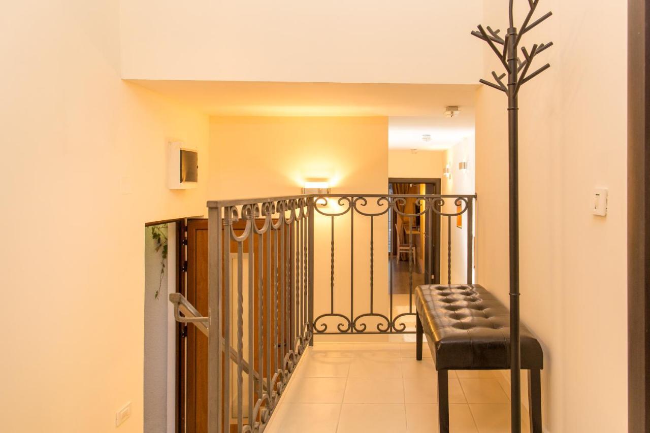Blanche Cliff Apartments Sveti Stefan Eksteriør bilde