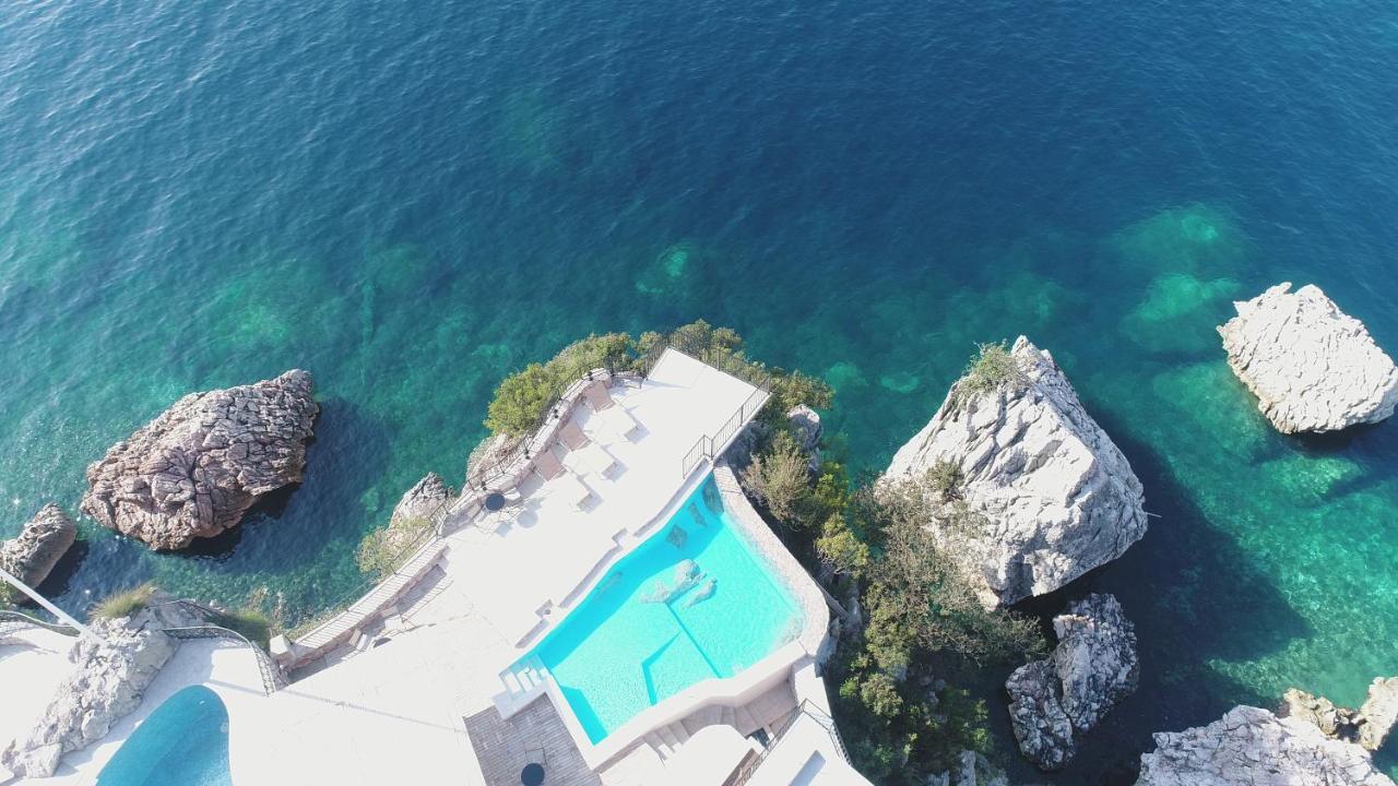 Blanche Cliff Apartments Sveti Stefan Eksteriør bilde